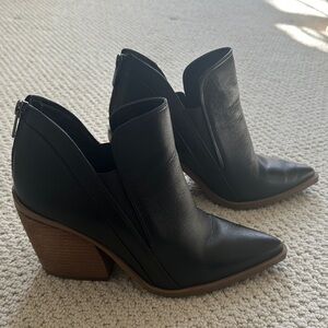 Vince Camuto Black Ankle Boots with Brown Heel